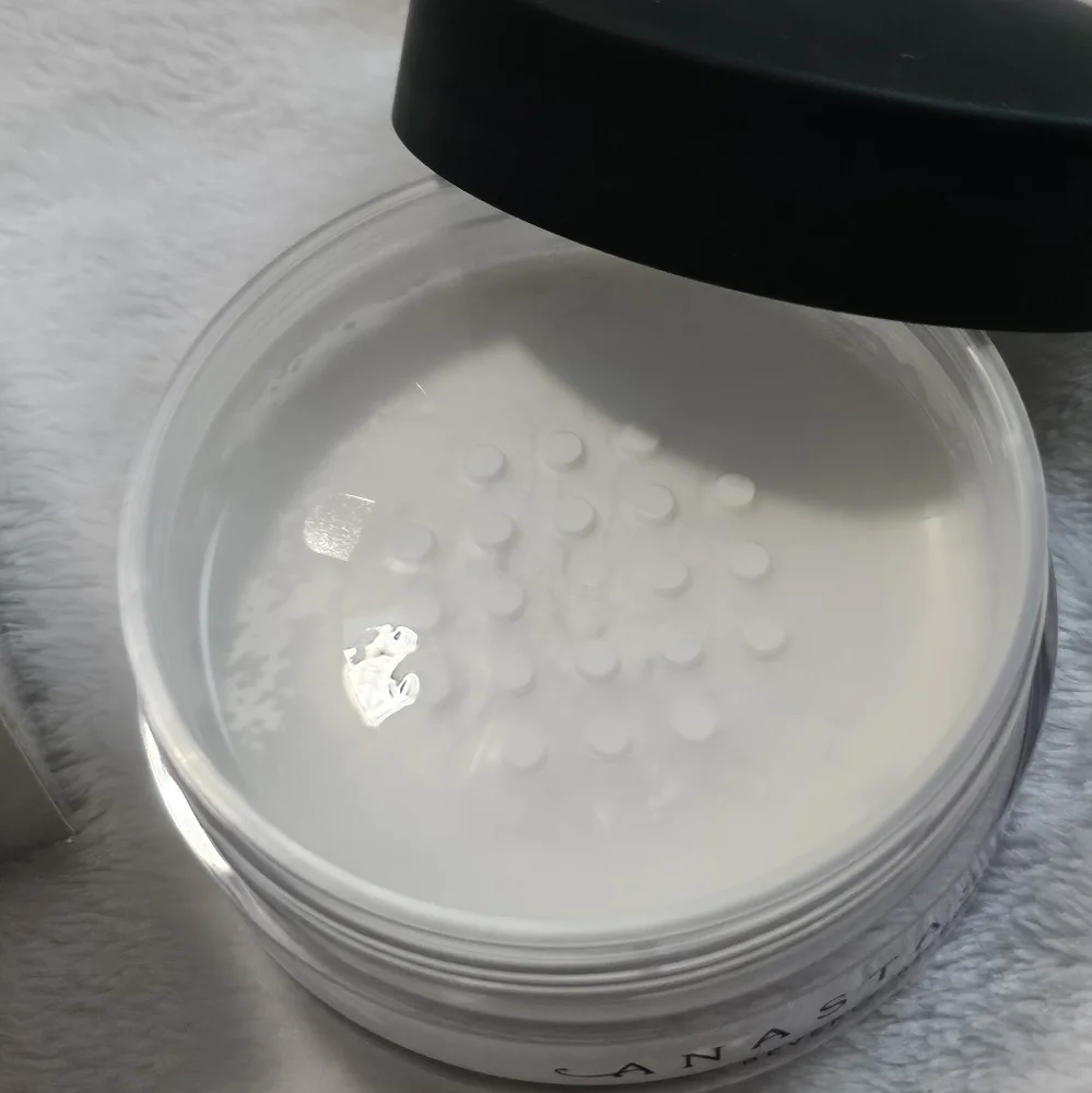 Anastasia Beverly Hills: Loose Setting Powder  BNIB/SEALED!!